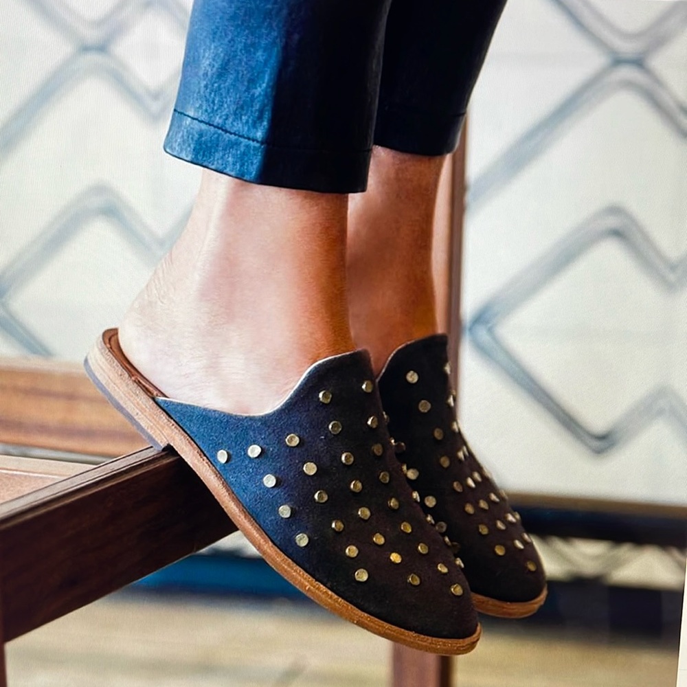 BEEK Siskin Rare Studded Mule size 9 - Picture 2 of 16